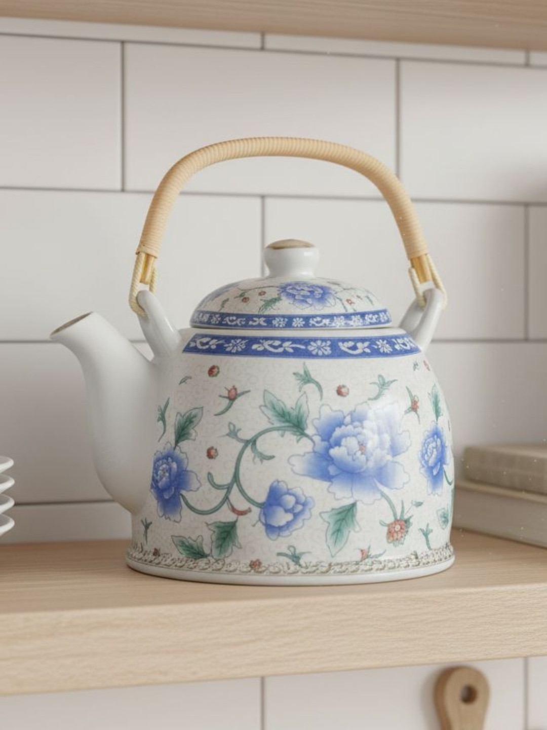 The Decor Lane Teapot with Traditional Asian Artwork Teaset
