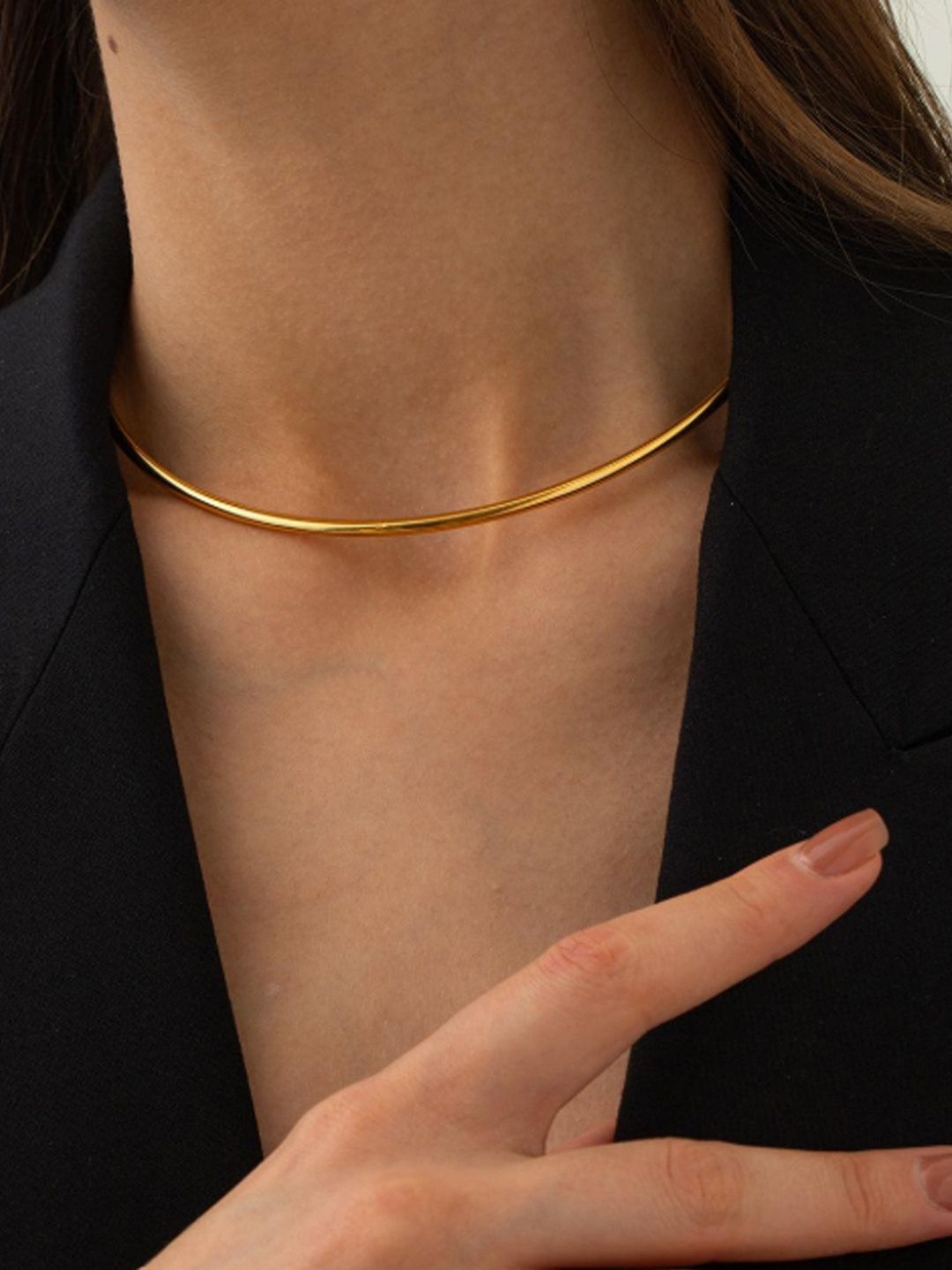 DIMPLERY Gold-Plated Statement Cuff Choker Necklace