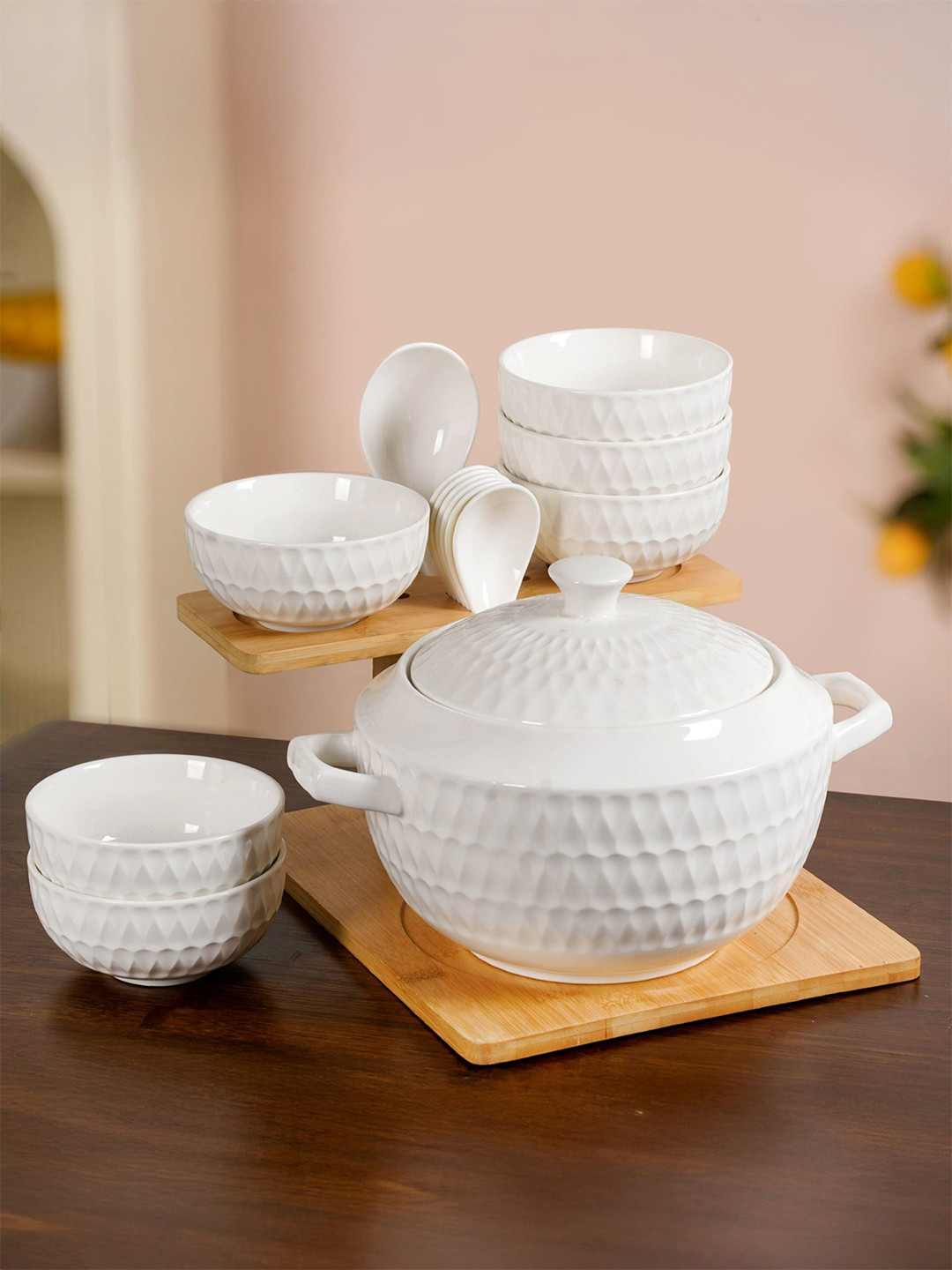 Nestasia White 17 Pieces Ceramic Dinner Set