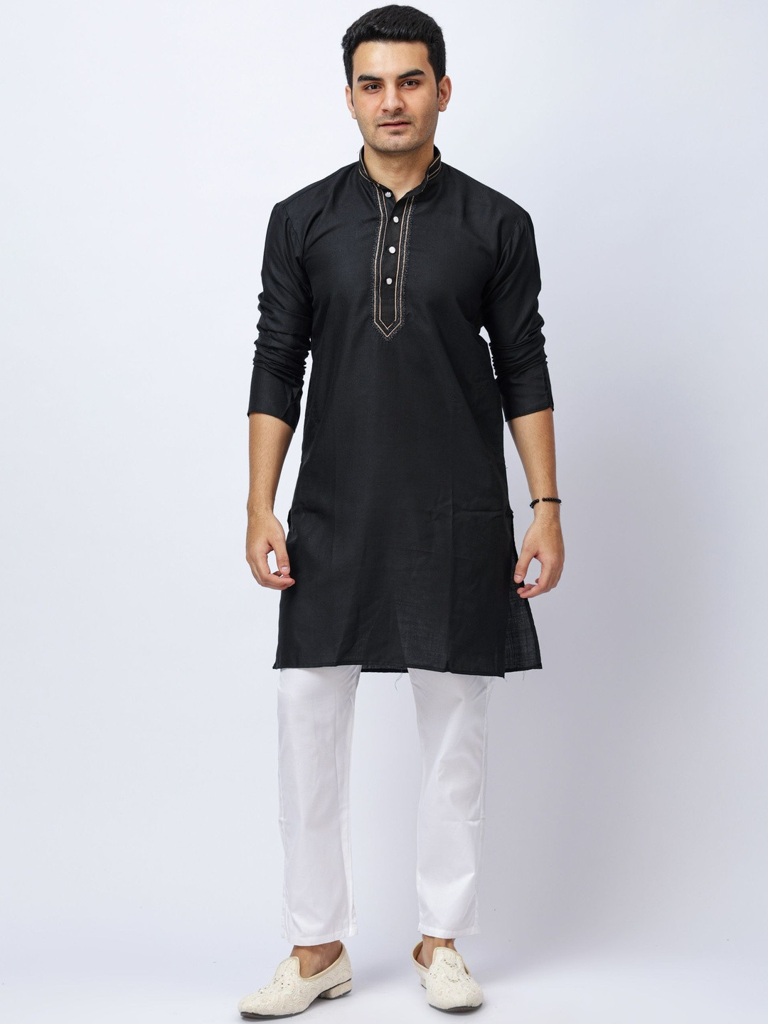 Aesthelia Men Regular Thread Work Kurta with Pyjamas