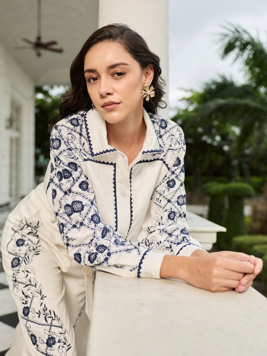 Style Island Women Spread Collar Floral Printed Lightweight Open Front Jacket