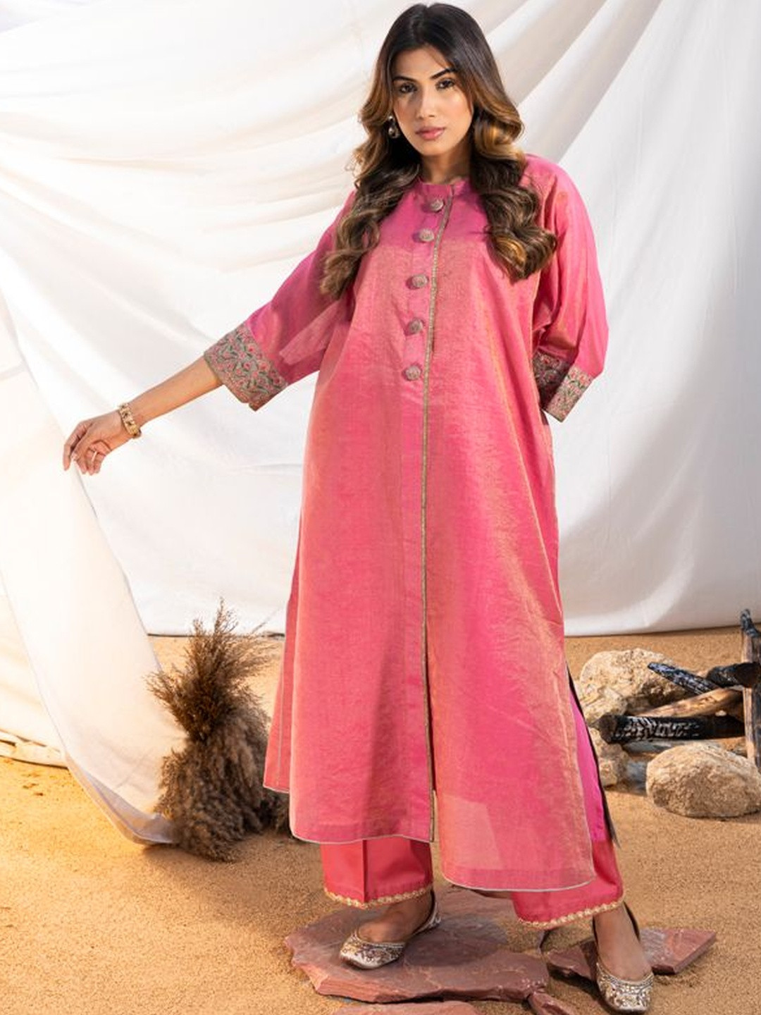 The White Tree Studio Ethnic Motifs Band Collar Thread Work Tissue Kurta With Trousers