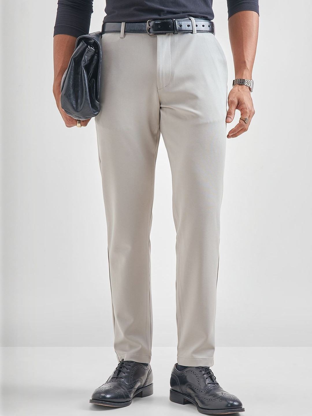 HIGHLANDER Mid-Rise Slim Fit Chinos Trousers
