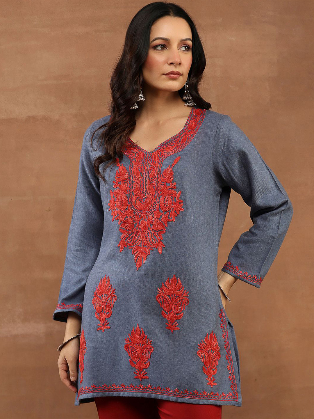 House of Chikankari Women Kashmiri Aari Embroidered Woollen Above Knee Kurta