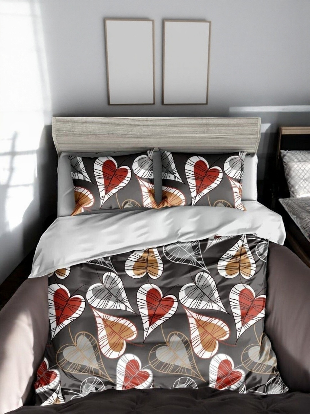 WELLNEST Grey  Leaf Printed 104 TC Polyester Queen Bedsheets