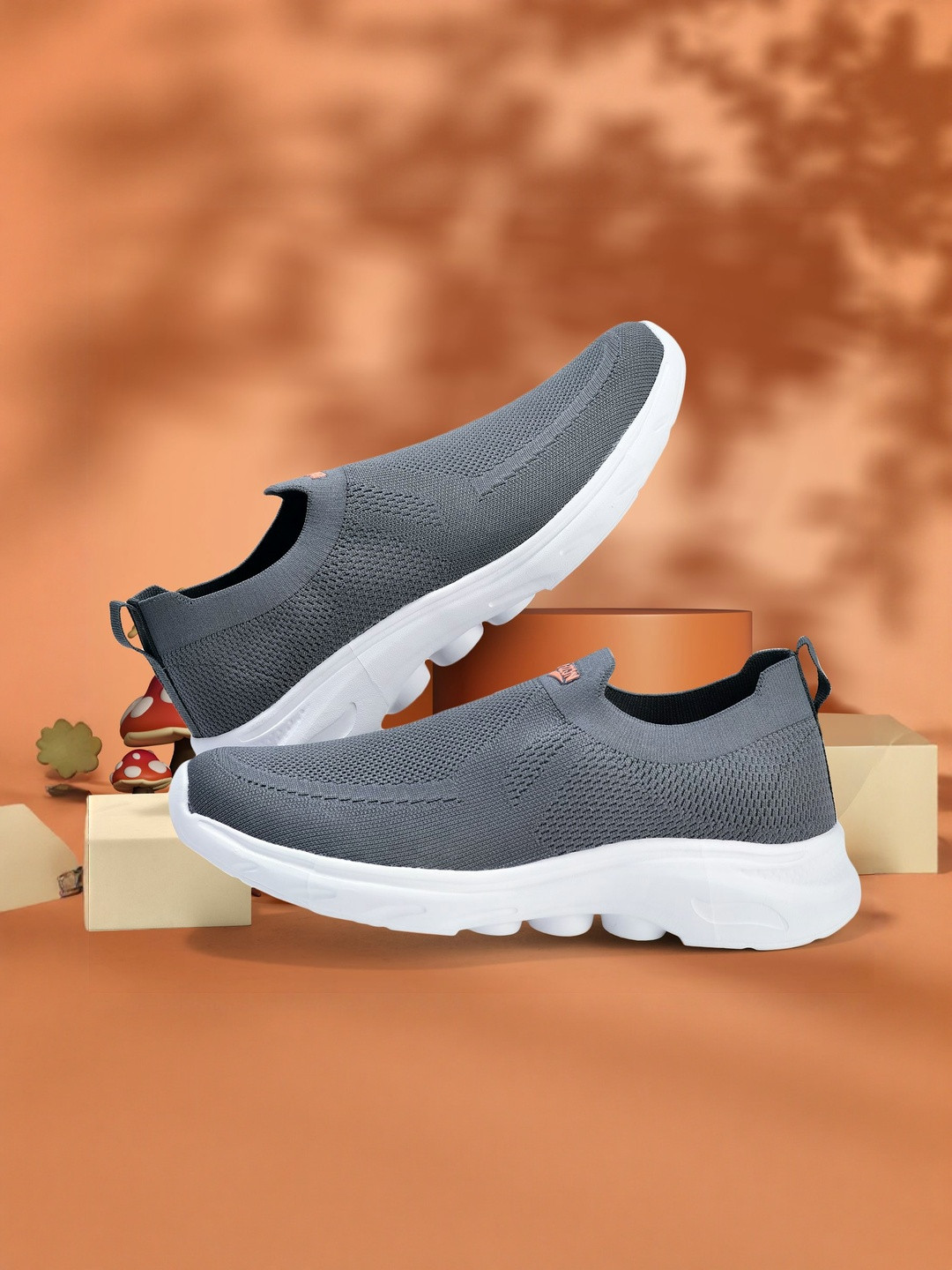 COOPERWINGS Men Mesh Non-Marking Gym Shoes