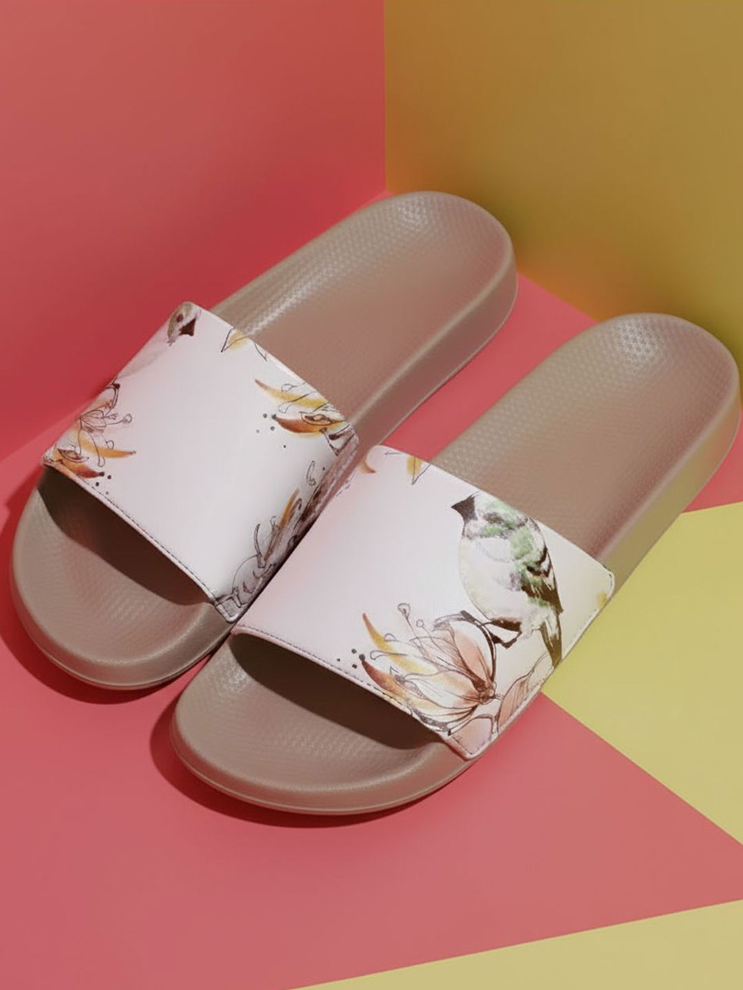 Athree Women Floral & Bird Printed Sliders