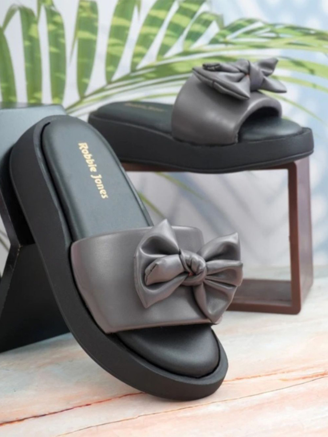 Robbie Jones Women Bow Detailed Rubber Sliders