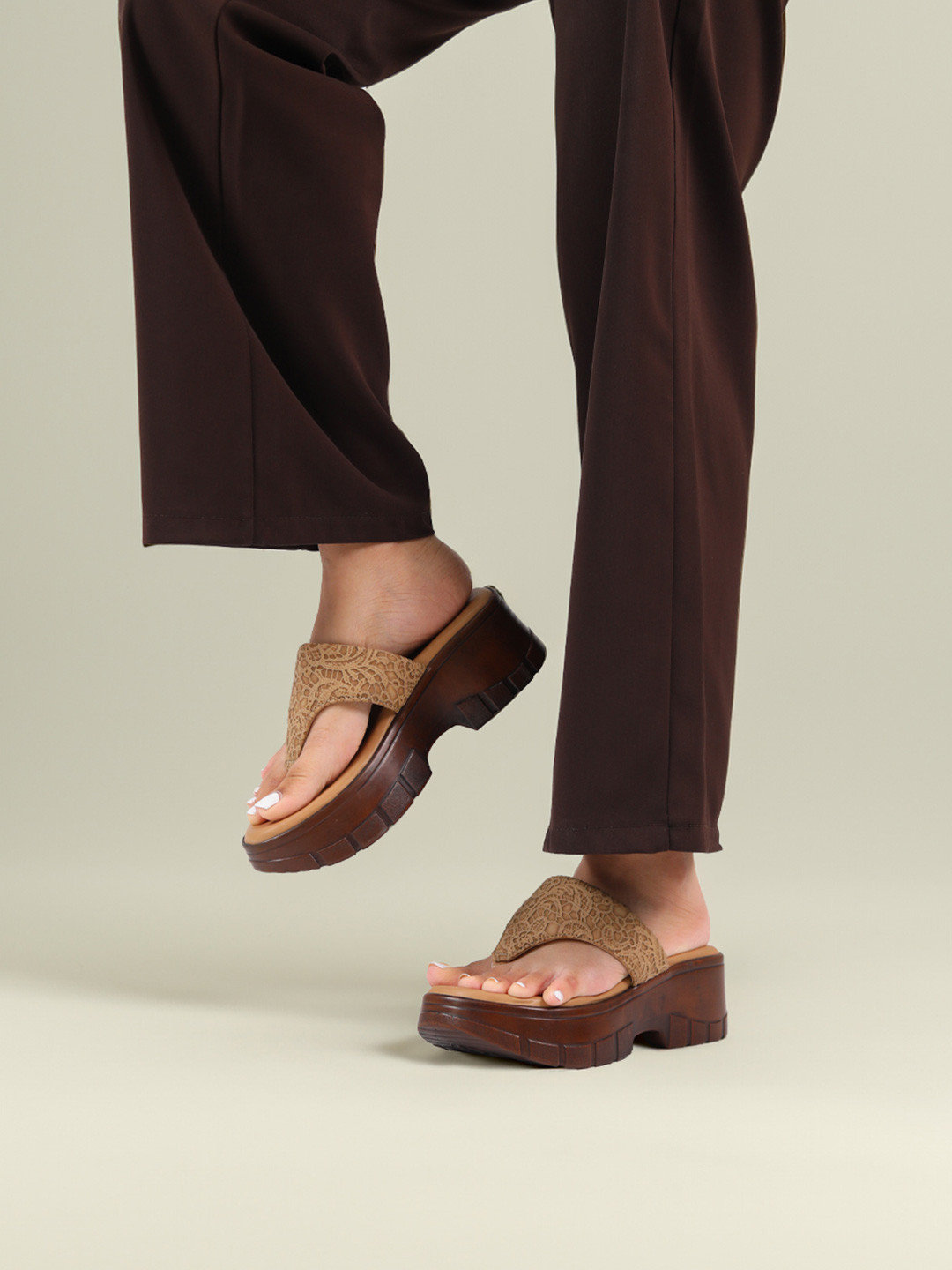 Monrow Textured Lucille Beige Platform Heel Sandals