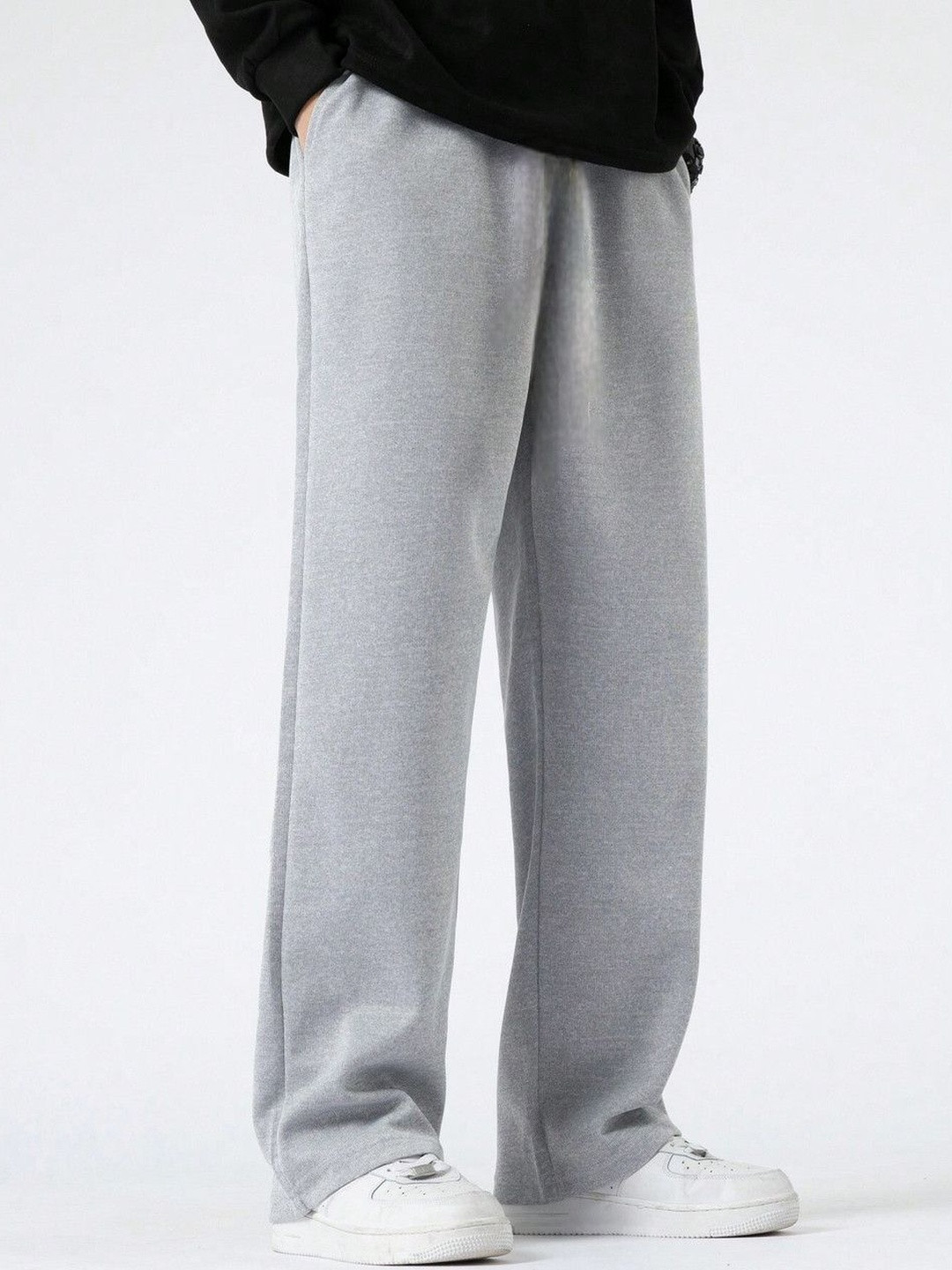 GROOFINGS Men Mid-Rise Cotton Relaxed Fit Trouser