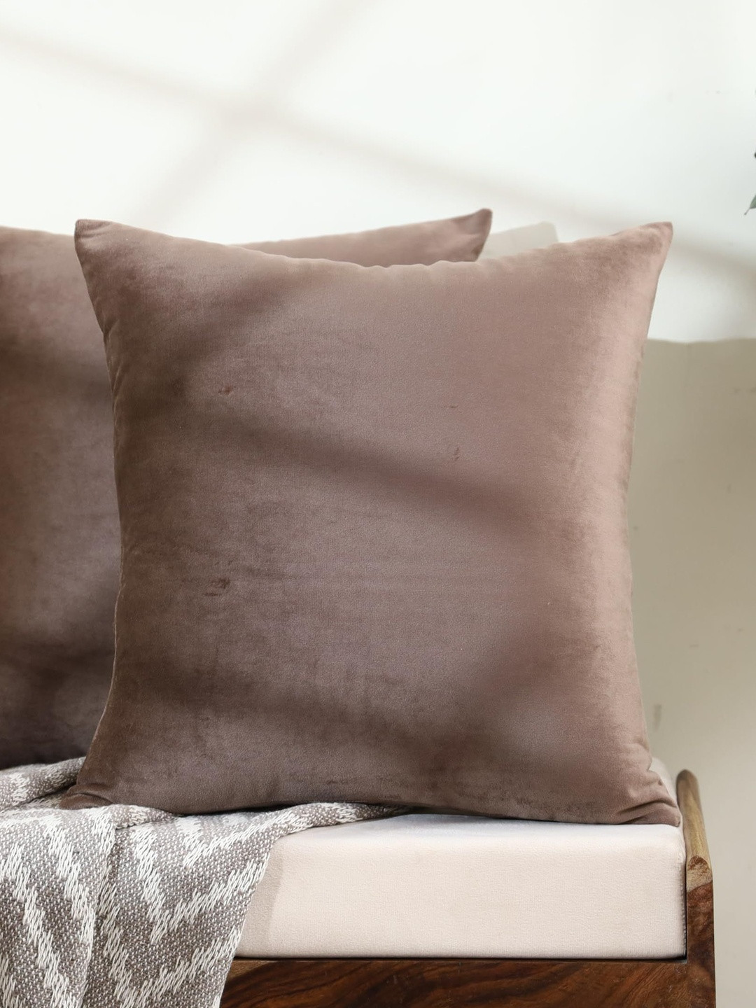 DECOWAT Brown 2 Pieces Cotton Linen Square Shape Cushion Covers