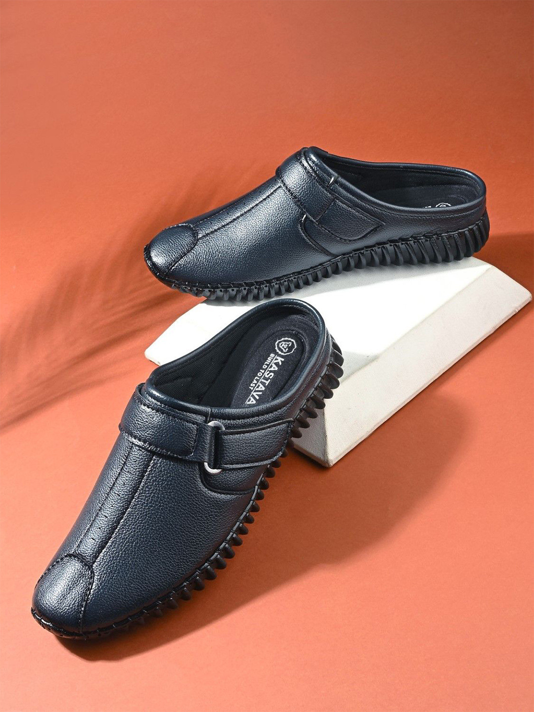 KASTAVA Comfort Cushioned Footbed Sandals