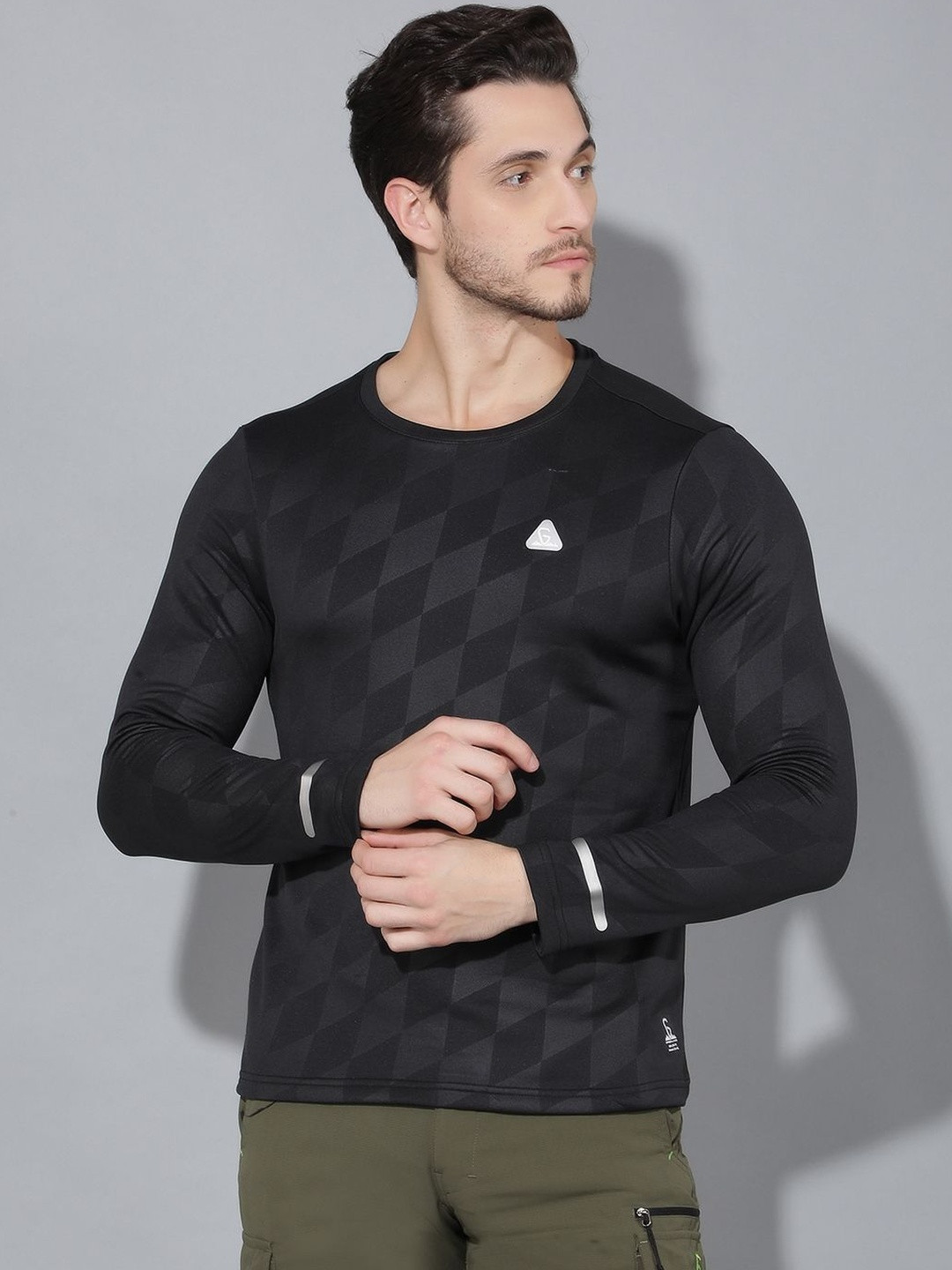 GREENLANDS Geometric Self Design Round Neck Long Sleeves Sports T-shirt