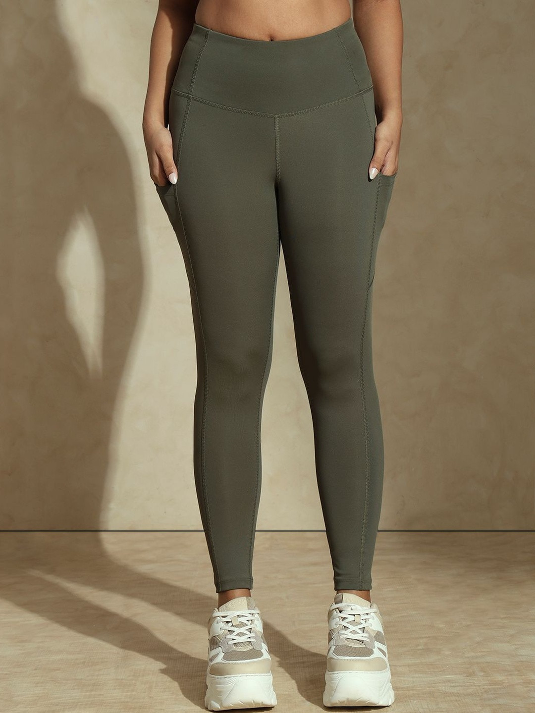 Silvertraq Luna Sculpt High Rise Ankle Length Tights