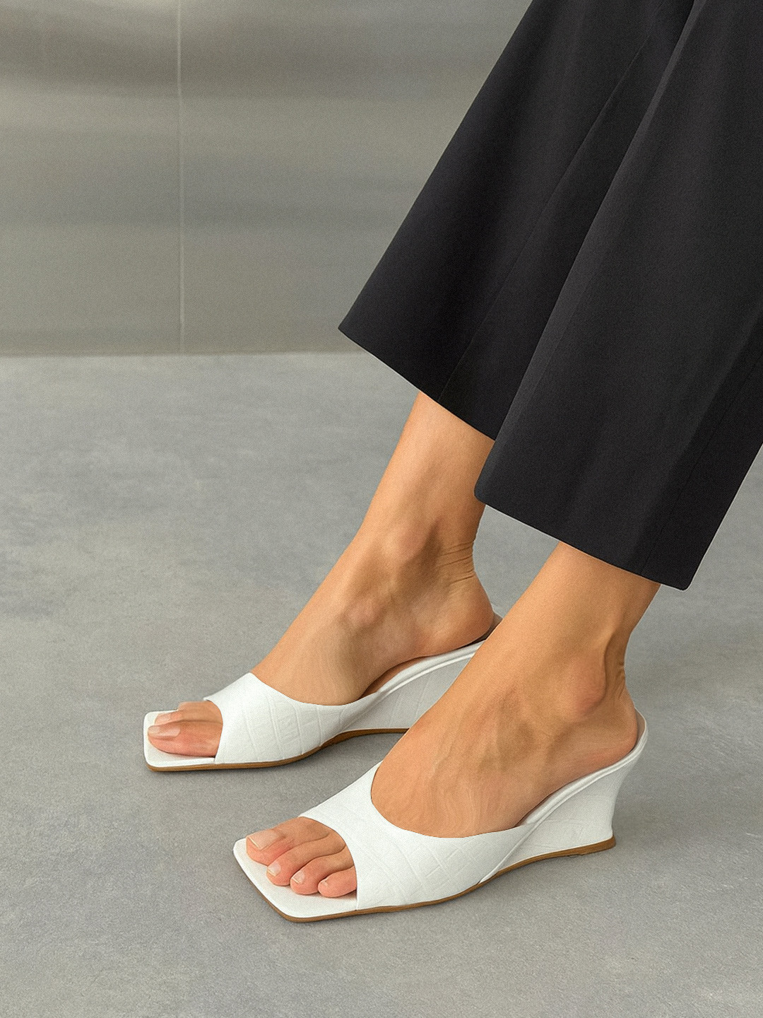 Lino Perros Women Croc Textured Wedge Heels