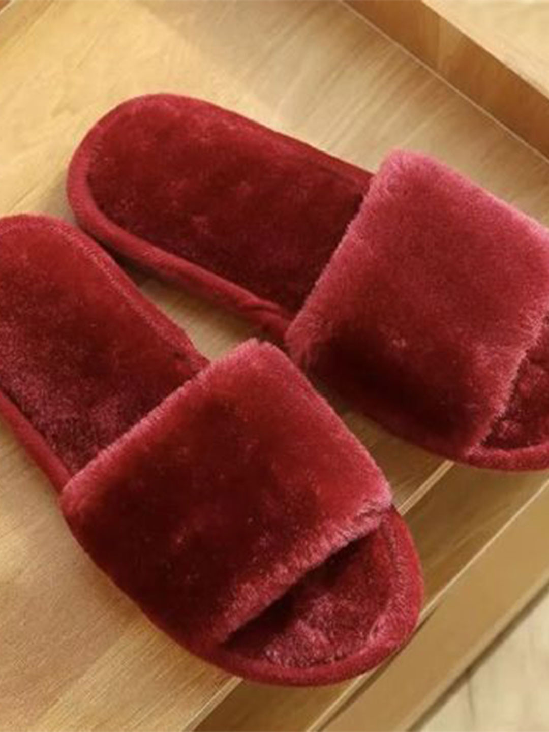 M 2 C Women Slip-On Ultra-Soft Faux Fur Slippers