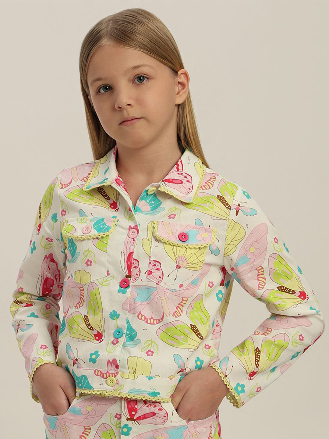 Vero Moda Girls Floral Printed Spread Collar Long Sleeves Regular Fit Cotton Casual Shirt