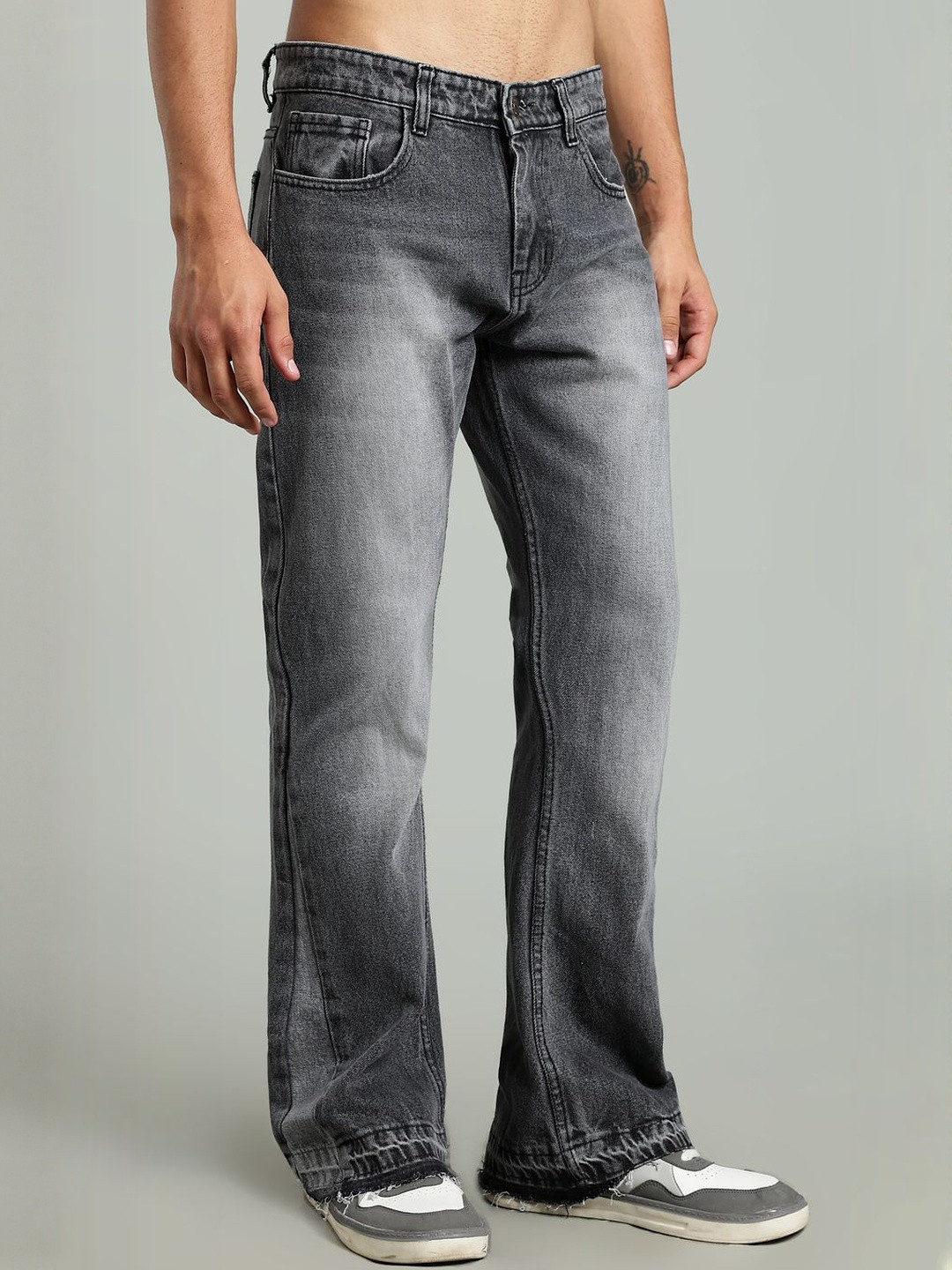 FOUL CHILD Men Flared Mid-Rise Light Fade Clean Look Non Stretchable Jeans