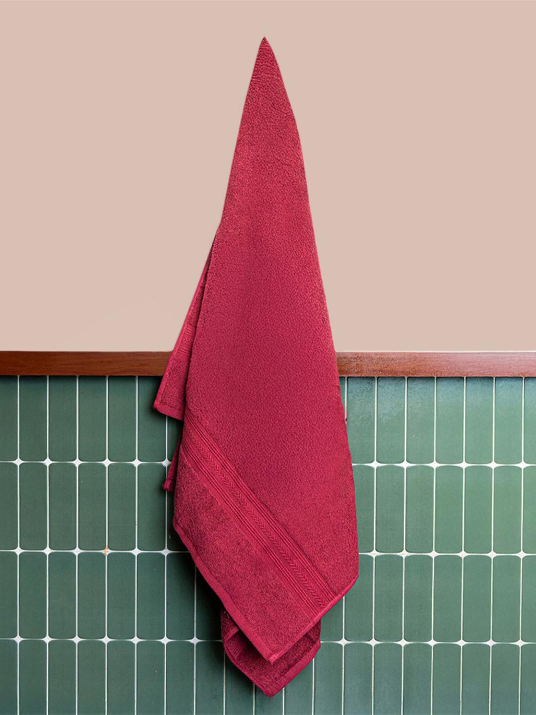 Himeya Red Textured Striped Cotton 500 GSM Bath Towel