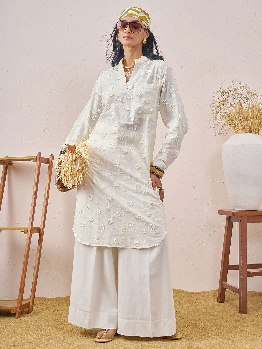 Vara By Vishudh Women Floral Embroidered White Romance Kurta
