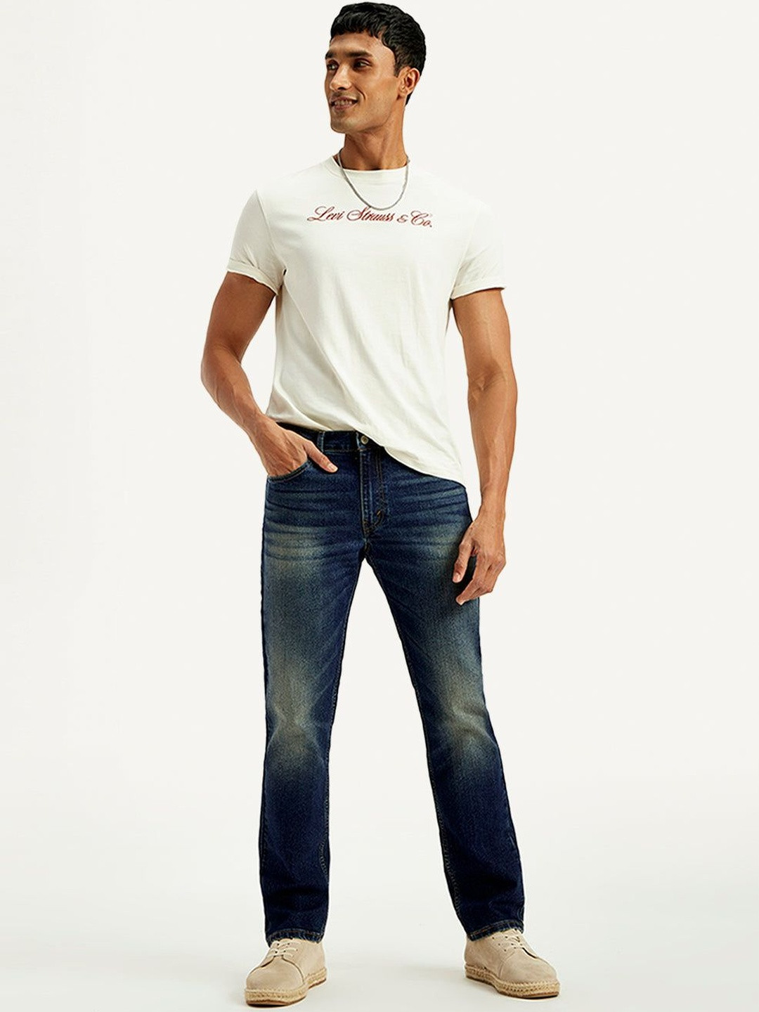 Levis Men Blue 511 Classic Slim Fit Mid-Rise Light Fade Stretchable Jeans