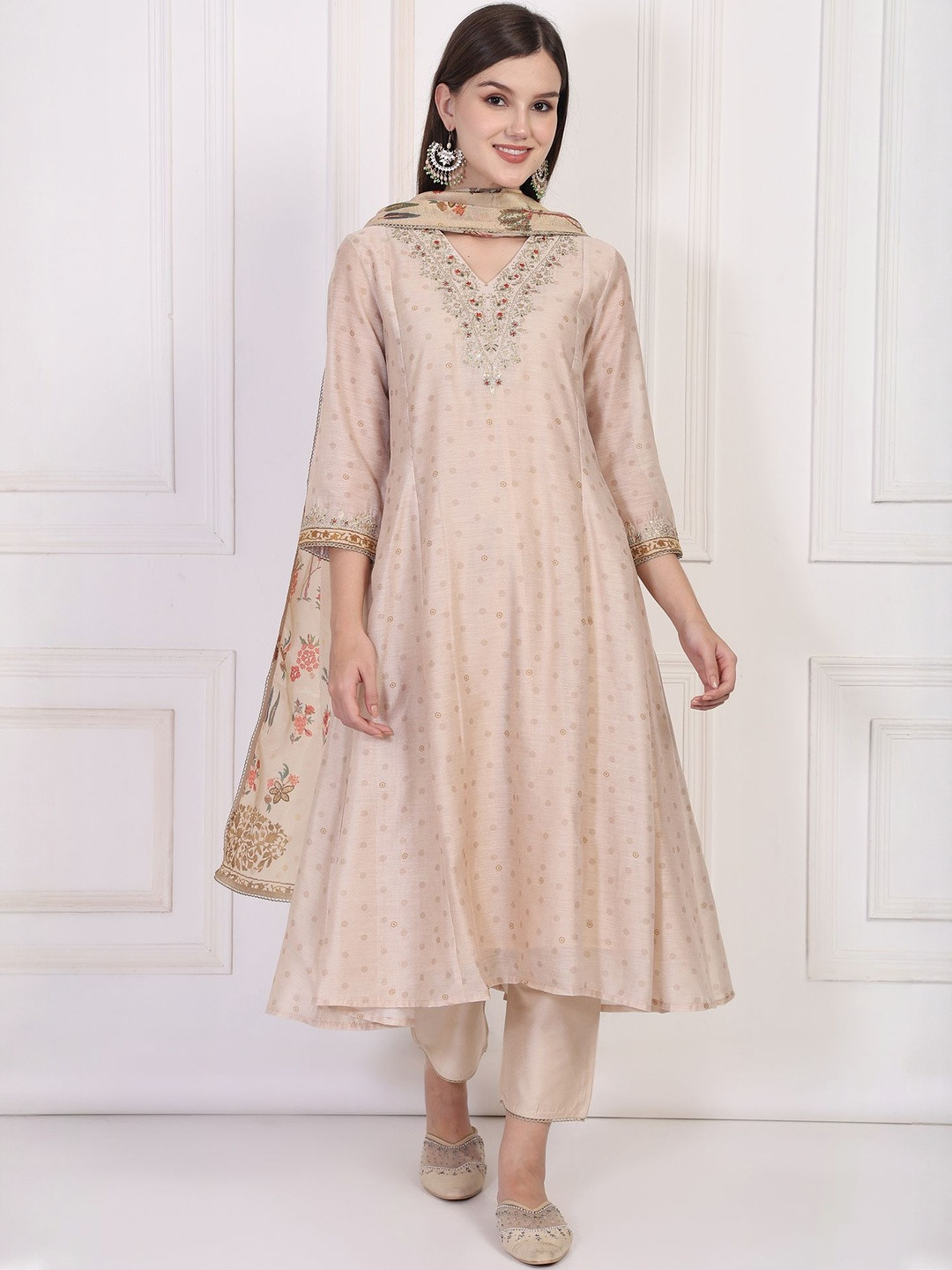 W Geometric Woven Design V-Neck Beads And Stones A-Line Kurta With Trousers And Dupatta