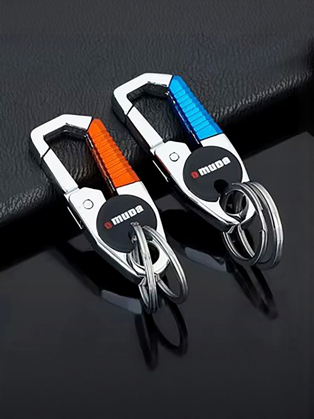 omuda Pack Of 2 Textured Metal Key Chains