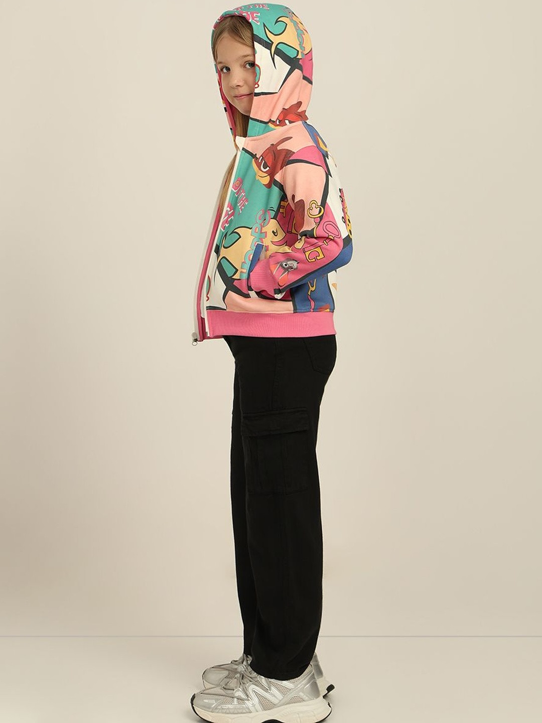 Vero Moda Girls Wide Leg Mid-Rise Stretchable Cargo Styles Jeans