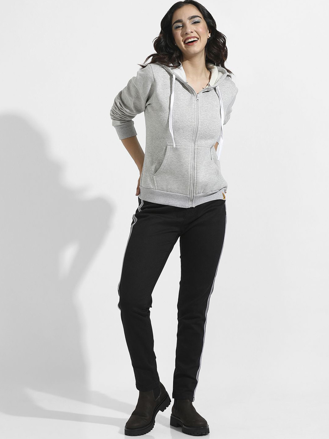 Campus Sutra Women Solid Regular Zip-Front Hooded Front-Open Sweatshirt