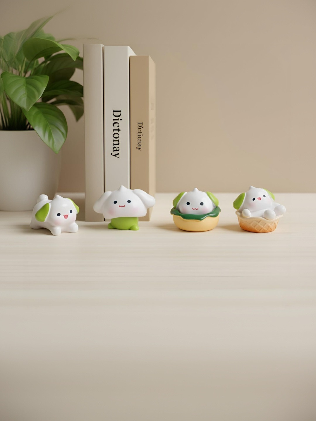 Ascension Green And White 4 Pieces Birds And Animals Figurine Showpiece