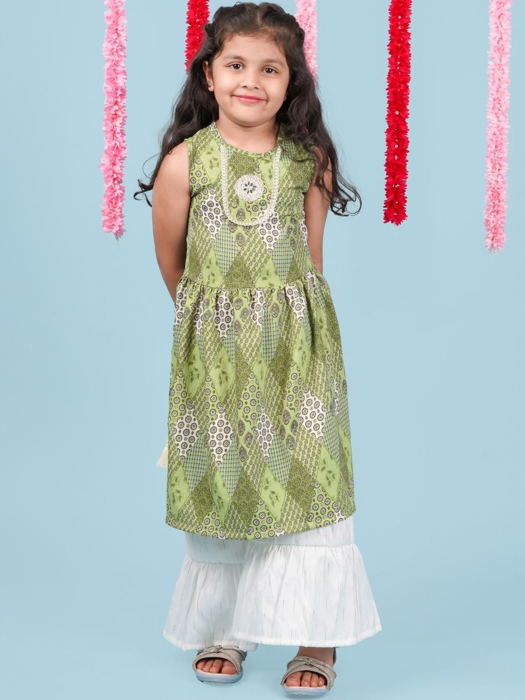 PUREKIDDO Girls Ethnic Motifs Printed Sleeveless A-Line Kurta With Palazzos