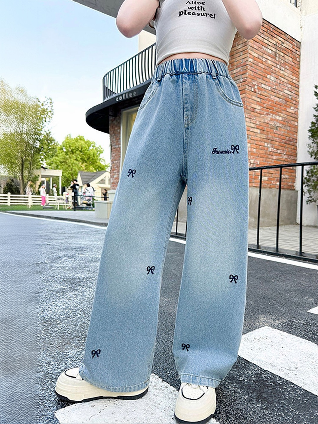 LULU & SKY Girls Wide Leg Bow Embroidery High-Rise Light Fade Jeans