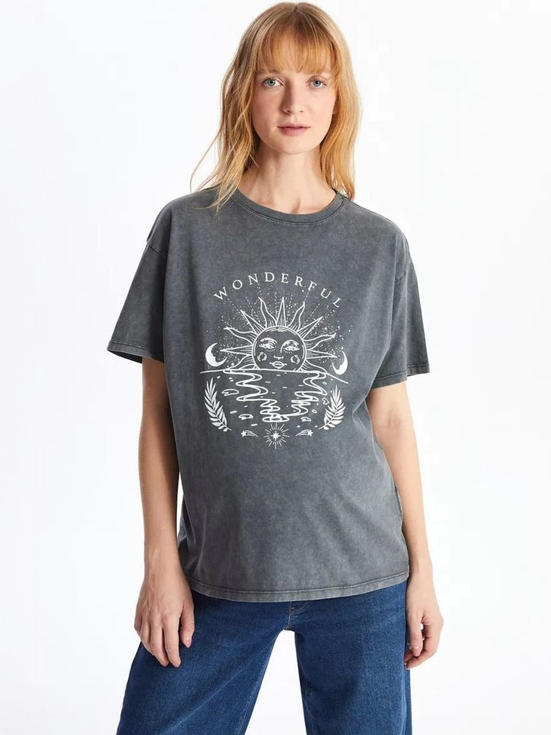 LULU & SKY Women Graphic Sunburst Tee Printed Pure Cotton Regular Fit T-shirt