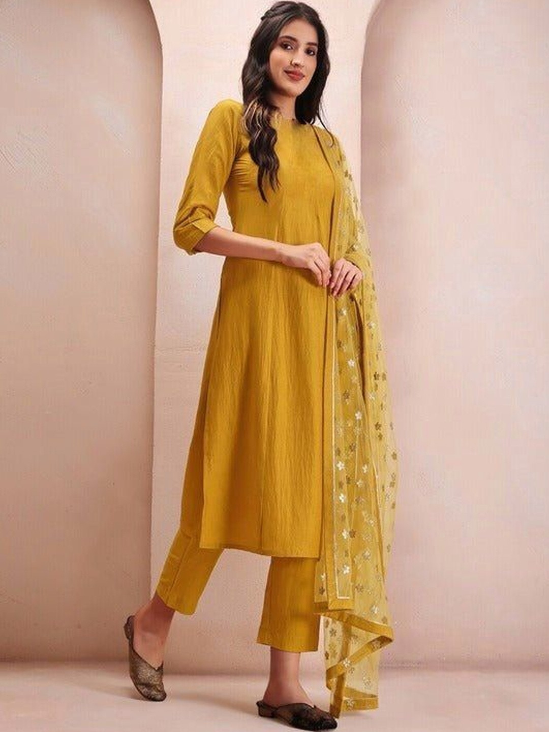 ROZLAND Women Regular Kurta with Trousers & With Dupatta