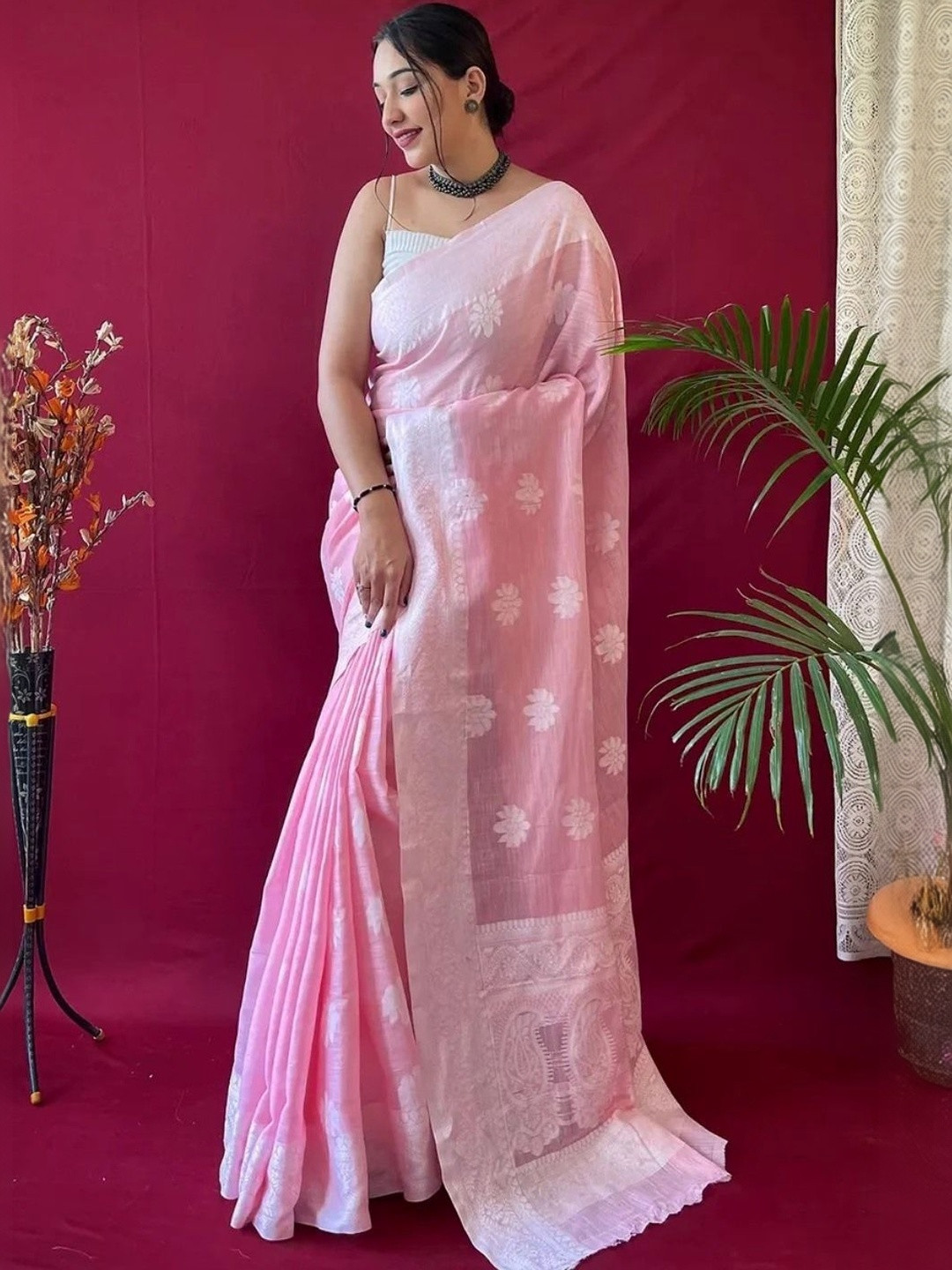 WOVENSTOCK Floral Chikankari Art silk Handloom Kanjeevaram Saree