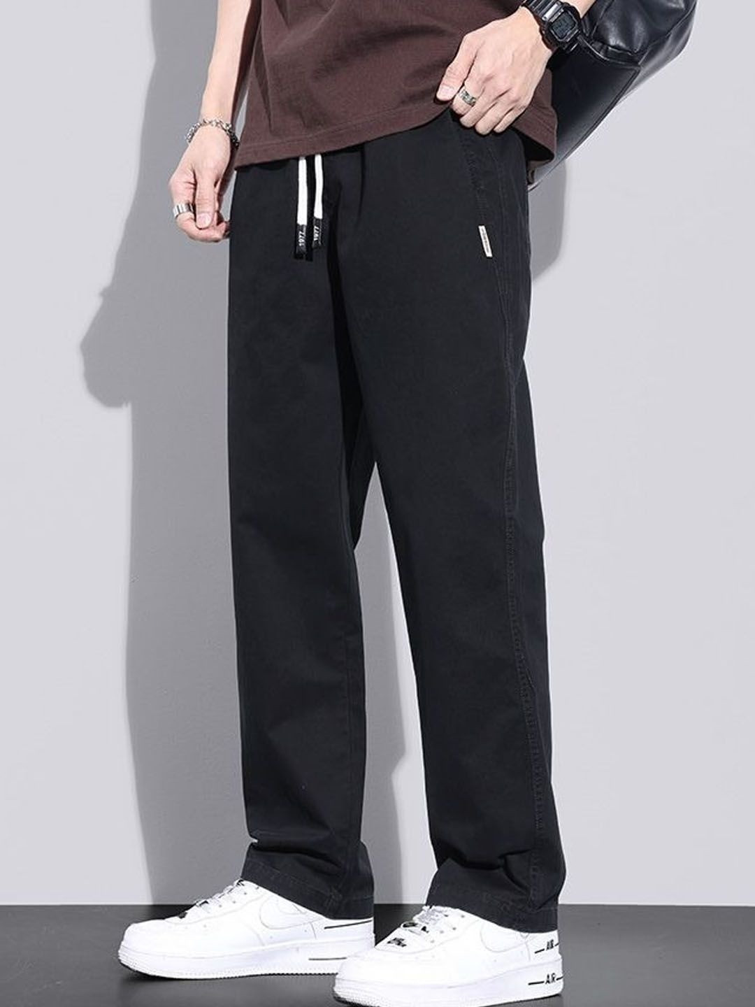 StyleCast Men Relaxed Fit Easy Wash Trousers
