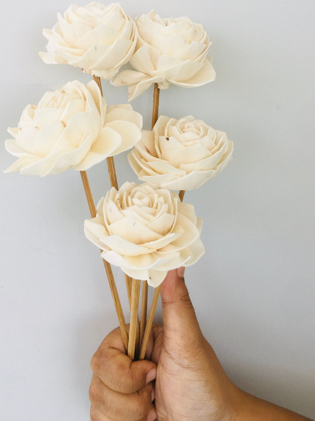 Vanchai White 5 Pieces Artificial Flowers