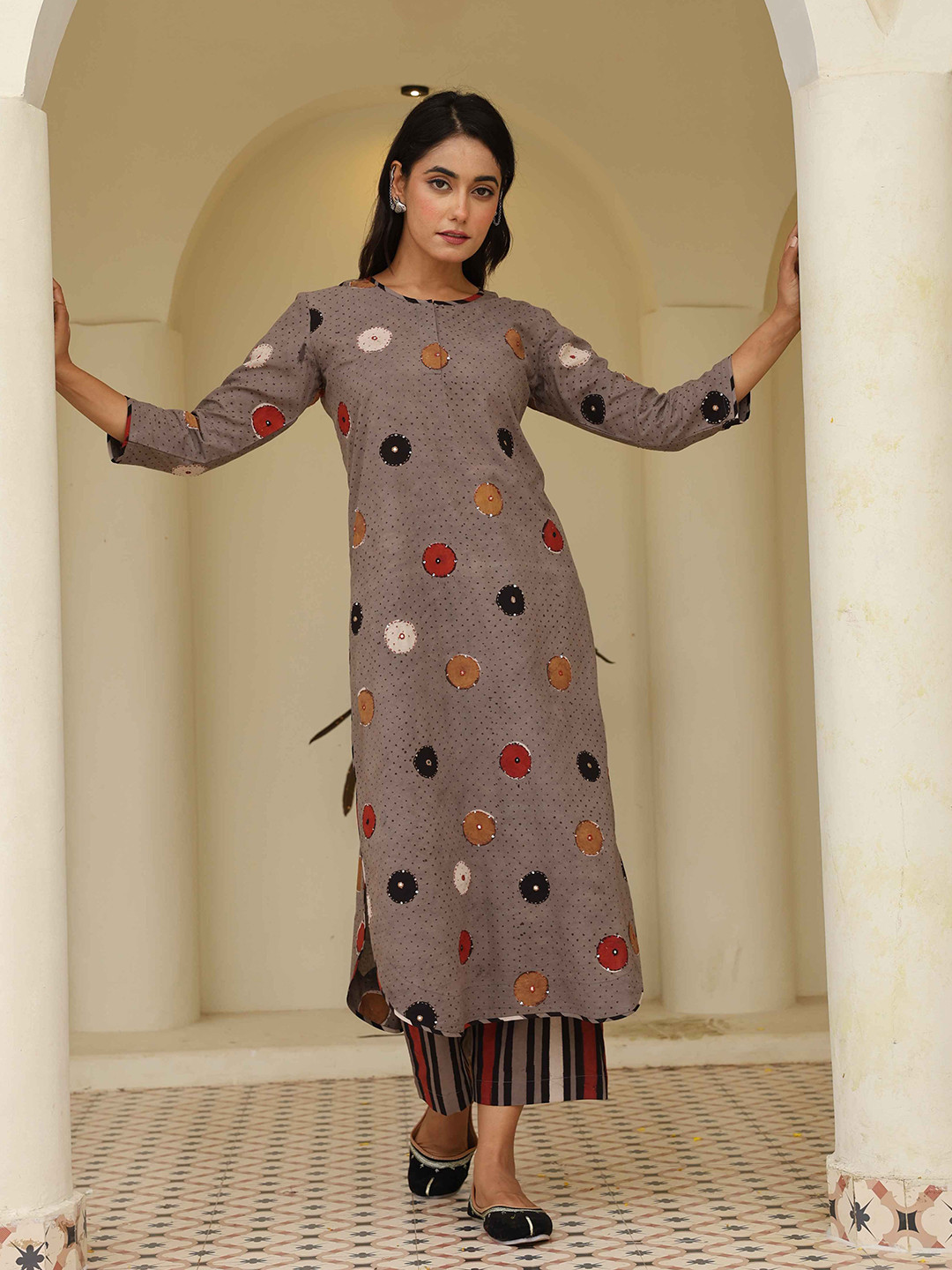 TERHA TAALI Women Floral Printed Indie Florals Kurta