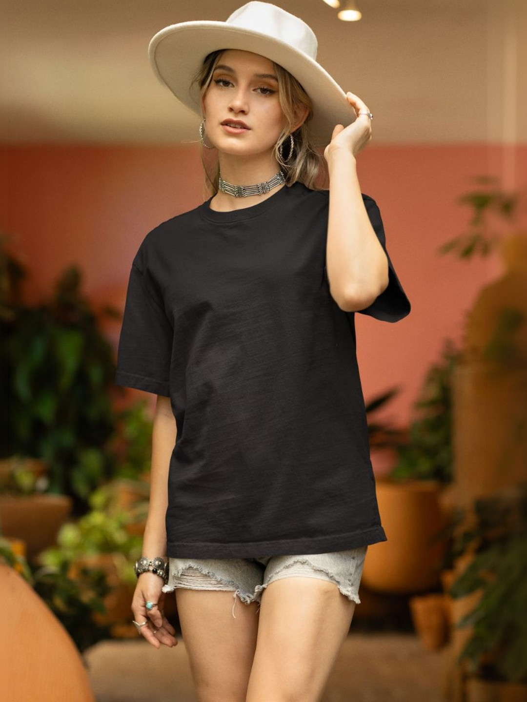 Incrroect Women Solid Casual T-shirt