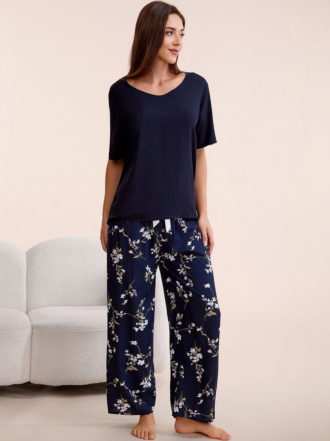 LULU & SKY Women Floral Printed T-shirt and Trouser Night suit