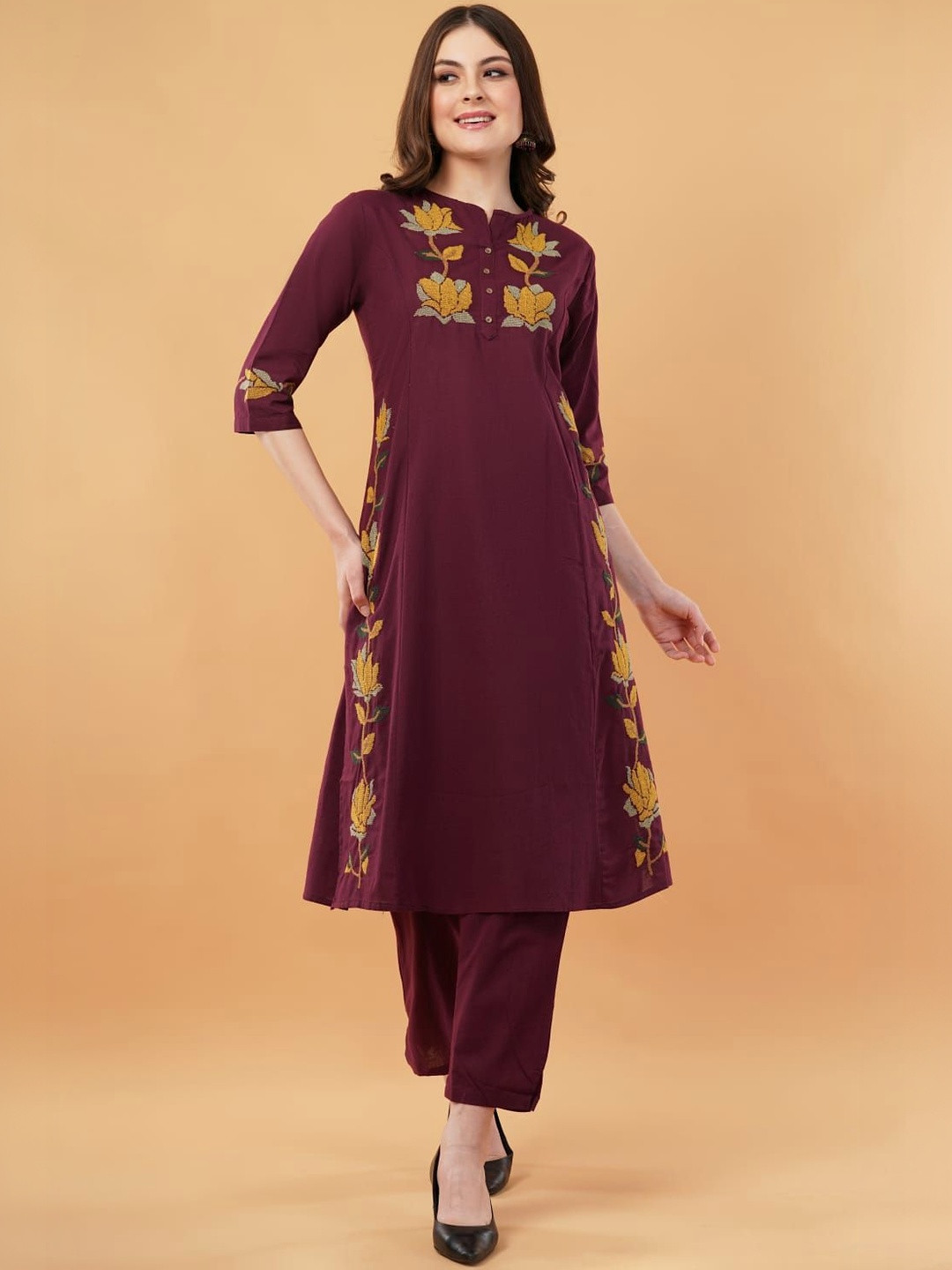 Purpple Infinity Women Floral Embroidered Panelled Thread Work Pure Cotton Kurta with Trousers