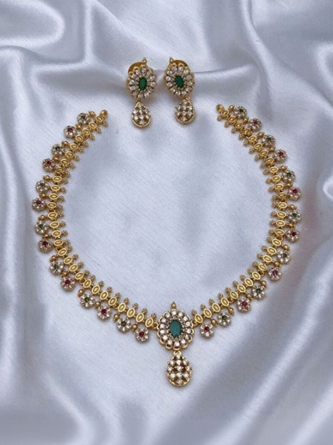 Super Weston Stone-Studded Jewellery Set