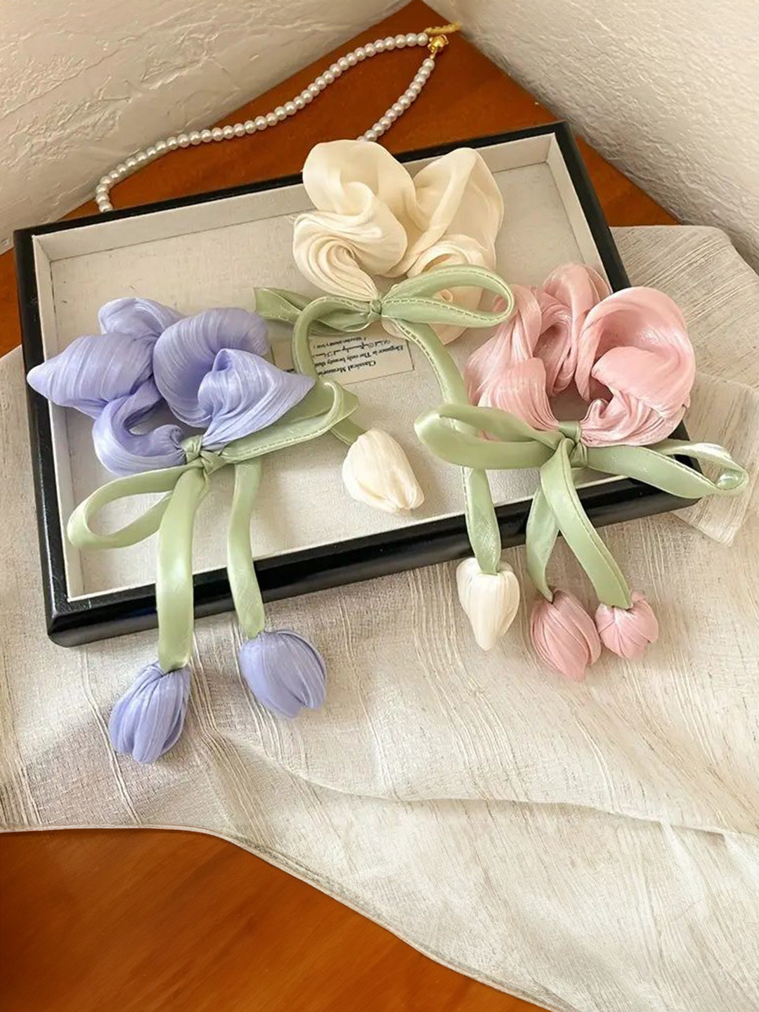 Balasundri Women Set of 2 Ponytail Holders
