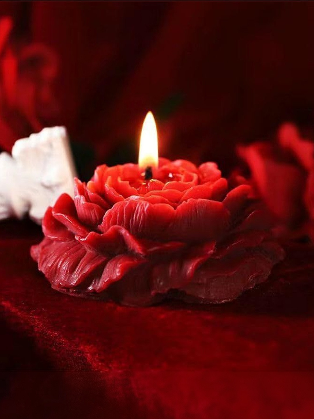 Garden Deco Red Scented Tea Light Candle