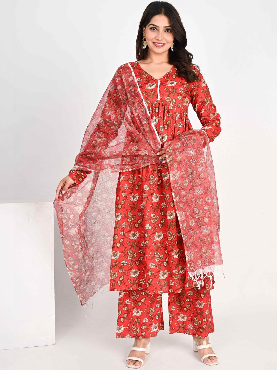 THE LABEL RANGKARI Floral Printed Panelled Pure Cotton Kurta With Palazzos & Dupatta