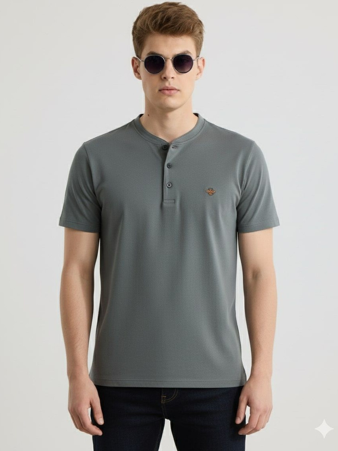 JAI TEXTILES Men Brand Logo Printed Henley Neck Slim Fit T-shirt