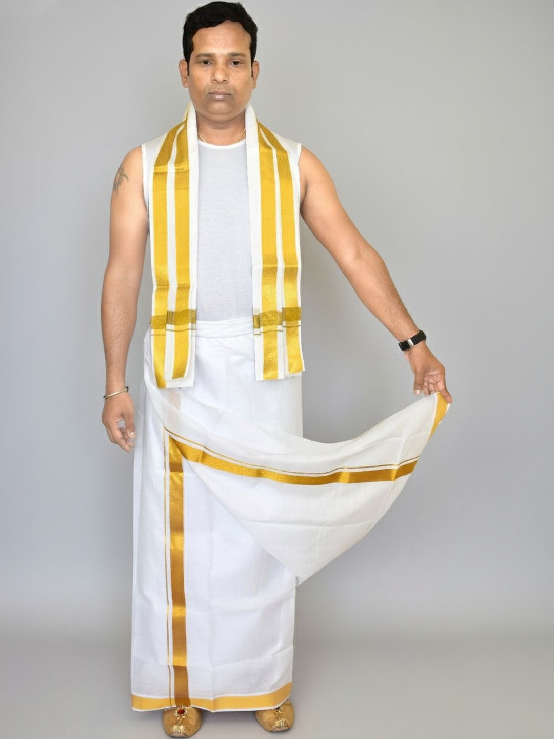 TUNI MANI Men Cotton Zari Border Dhoti with Towel
