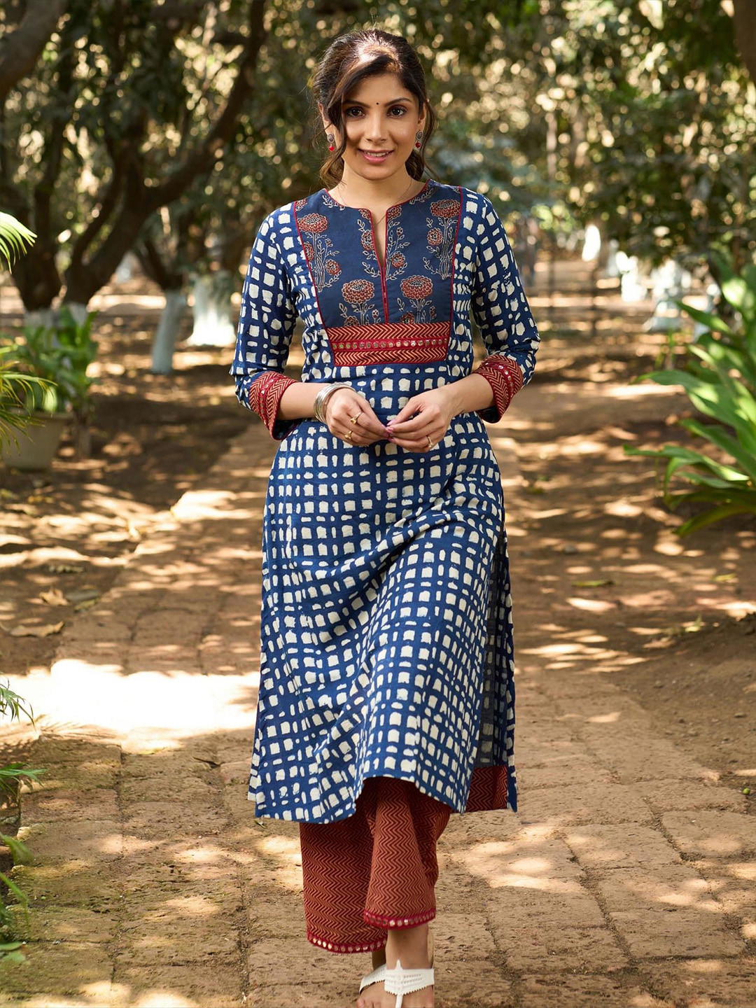 SUJATRA Women Kurta