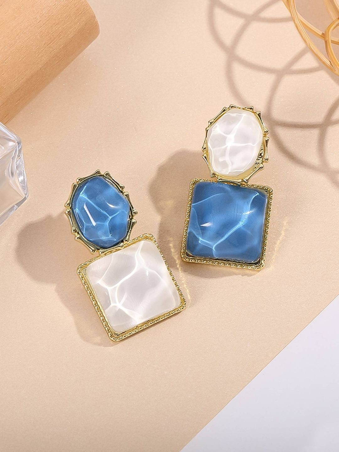 I Style Right Quartz Studded Geometric Shaped Drop Earrings