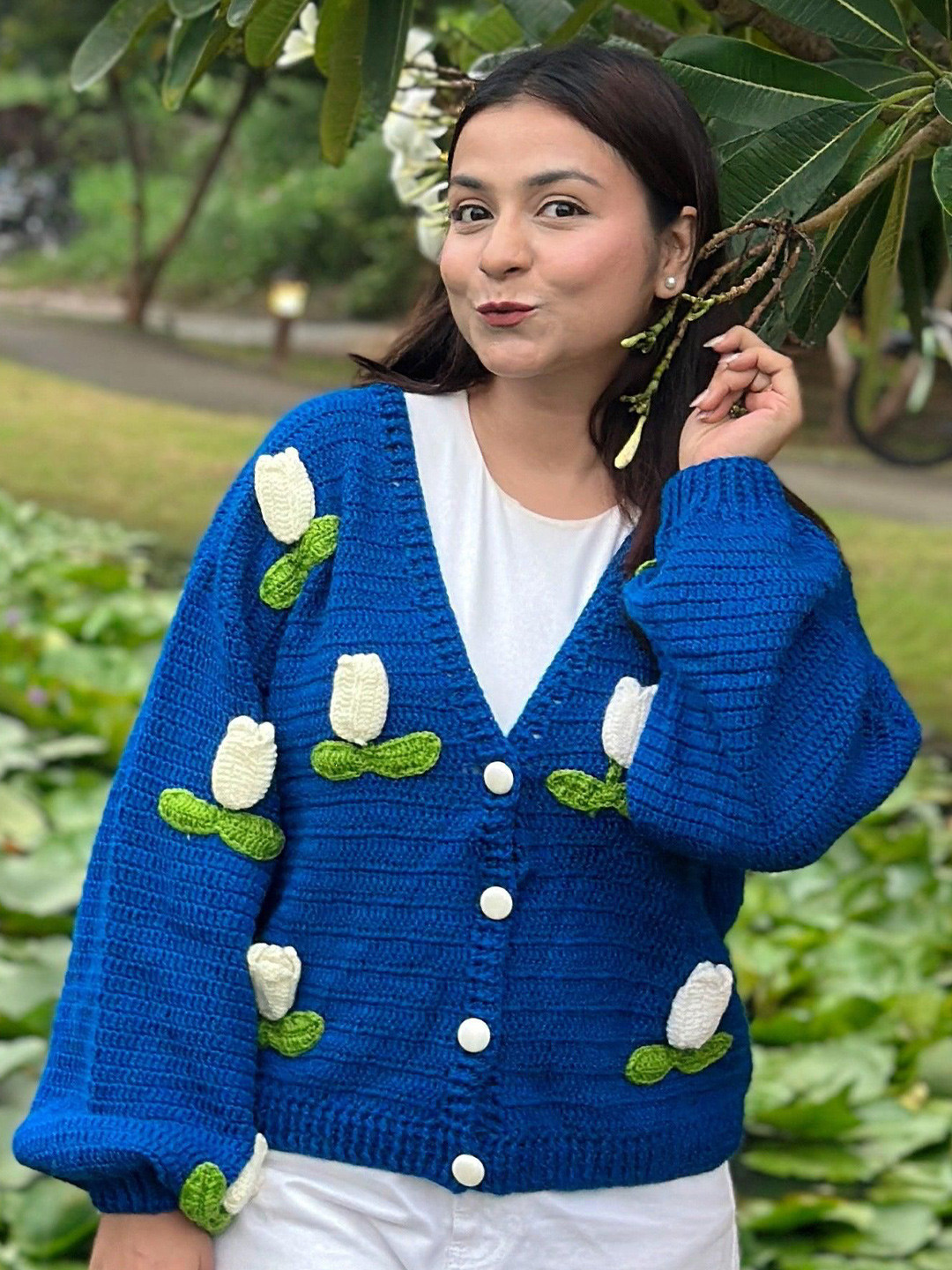 Sugercandy Floral Embroidered Long Sleeves Ribbed Woollen Cardigan